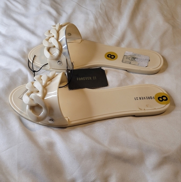 Forever 21 Off-White Chain Slide Sandals - Picture 4 of 4